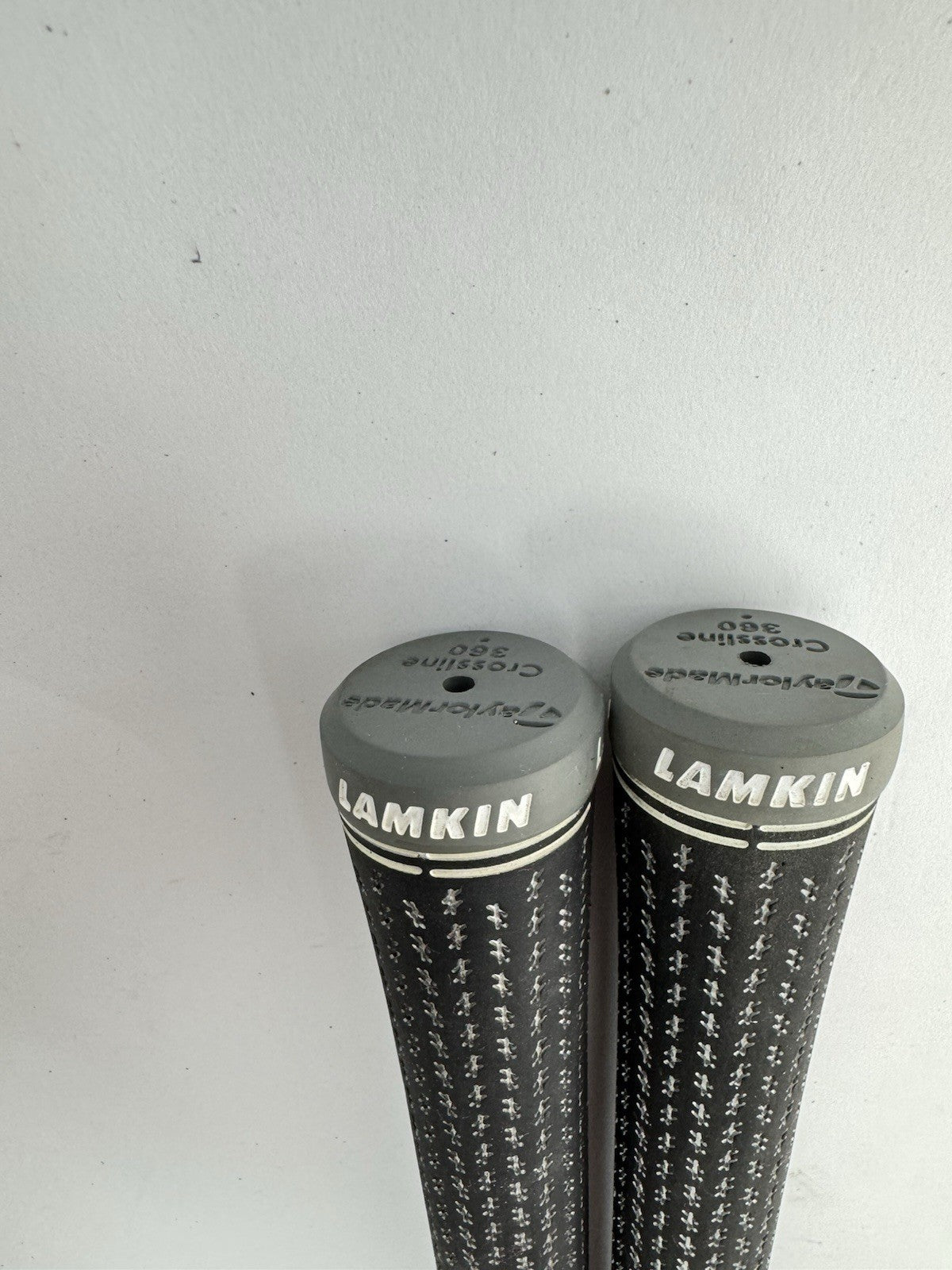 Lamkin Crossline Taylormade Grips (2) 360 Standard /Black/Grey /Pulled /325474