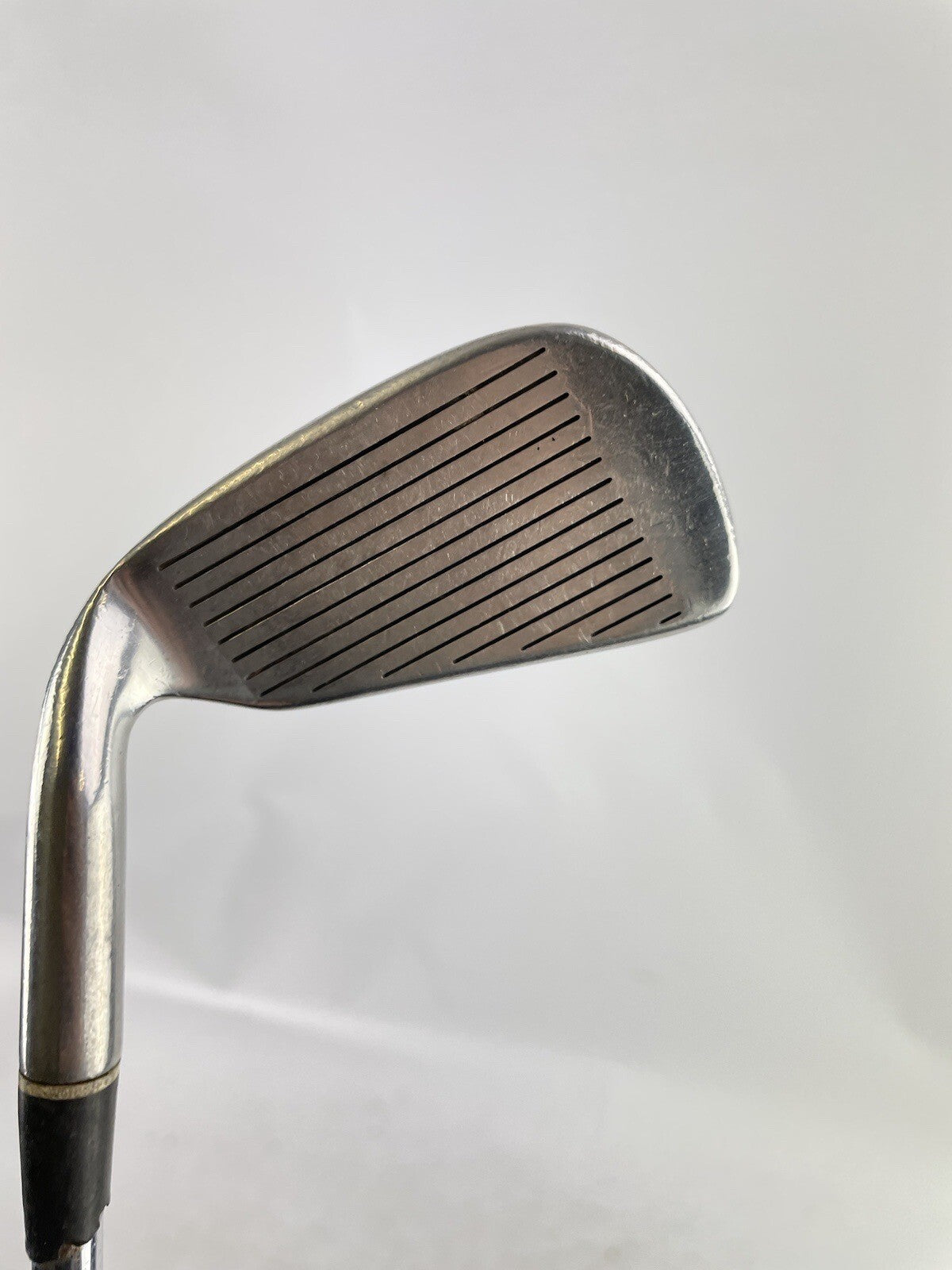 Titleist 4 Iron DTR Black Dot R300U Regular Steel /Right Handed /New Grip /896510