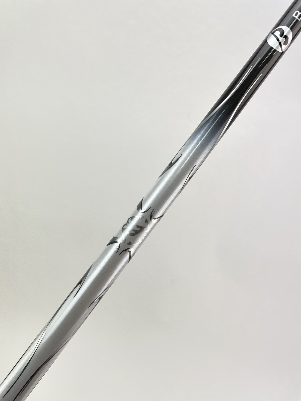 Taylormade Senior Hybrid Shaft Bassara Graphite 39.25” /Lamkin Crossline /162781