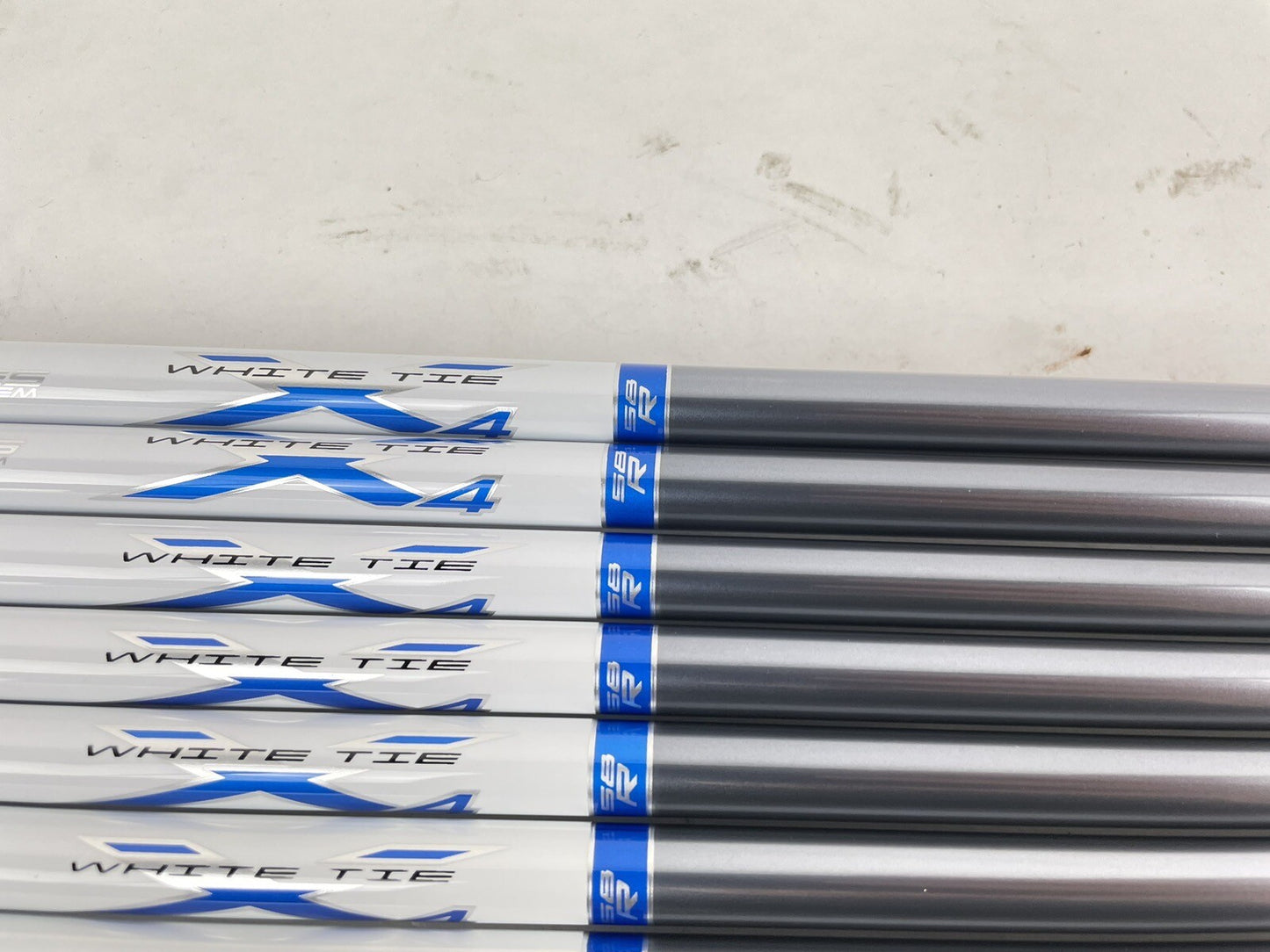 Matrix Ozik White Tie Iron Shaft Set (8) X4 58R Regular Graphite 42”/0.370/138423