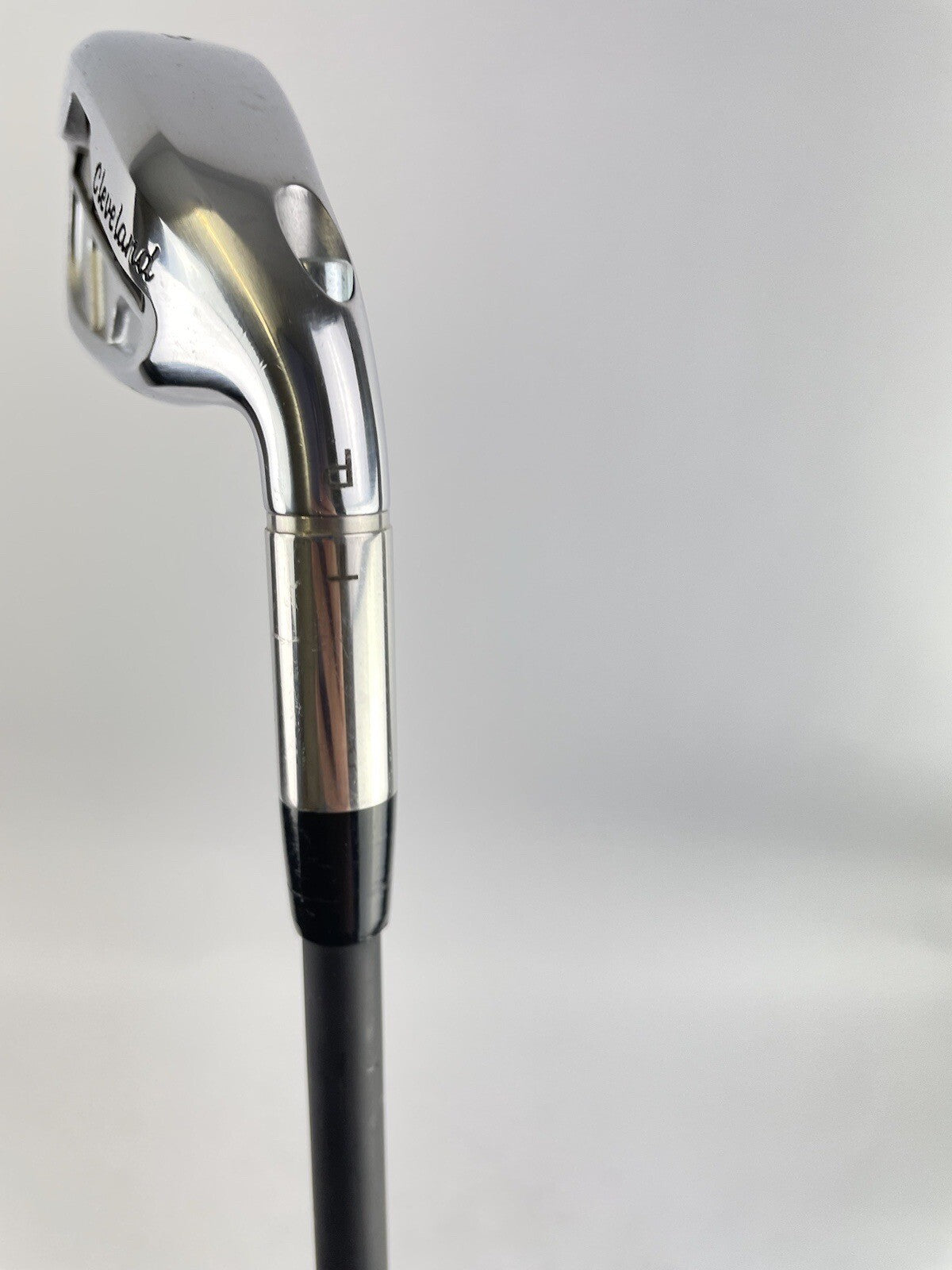 Cleveland 588MT 6 Iron Catalyst 5.5 Regular Graphite /Right /New Grip /92105