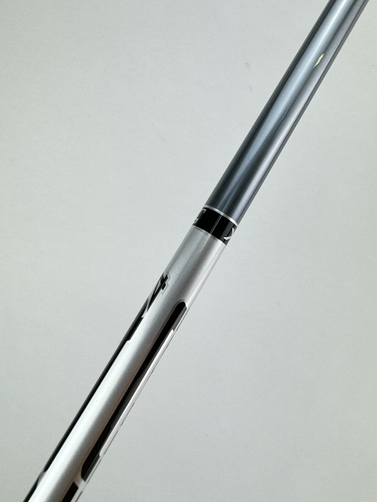 Taylormade X Flex Driver Shaft Matrix Red Tie Graphite 44.25” /Lamkin /New/275402