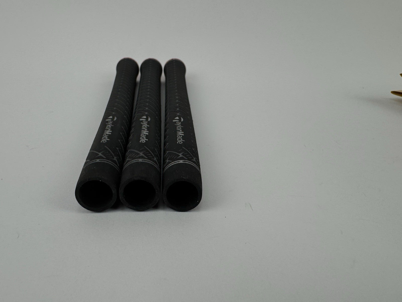 Golf Pride Z Grip Taylormade (3) Men’s Standard Grips /Grey/Red /Pulled /328436
