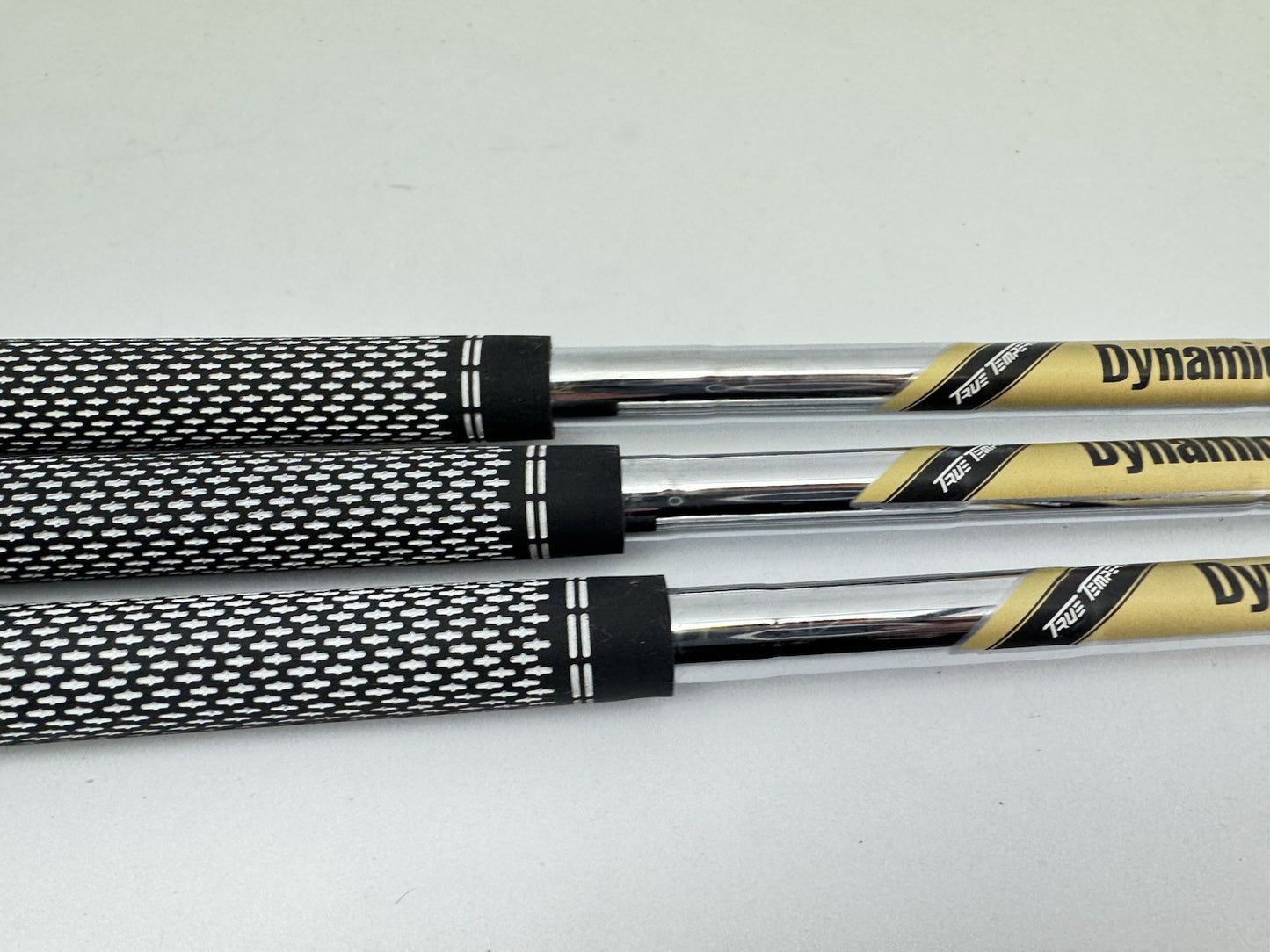Dynamic Gold Tour Issue Wedge Shaft Set (3) S400 Flex Steel 0.355 Tapered /292763