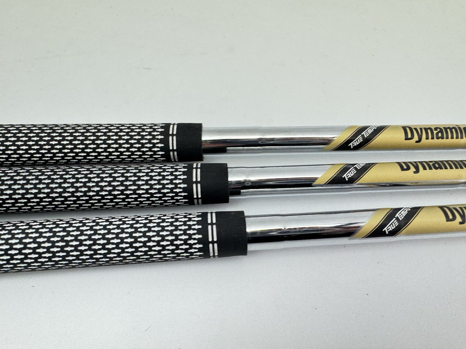 Dynamic Gold Tour Issue Wedge Shaft Set (3) S400 Flex Steel 0.355 Tapered /292763