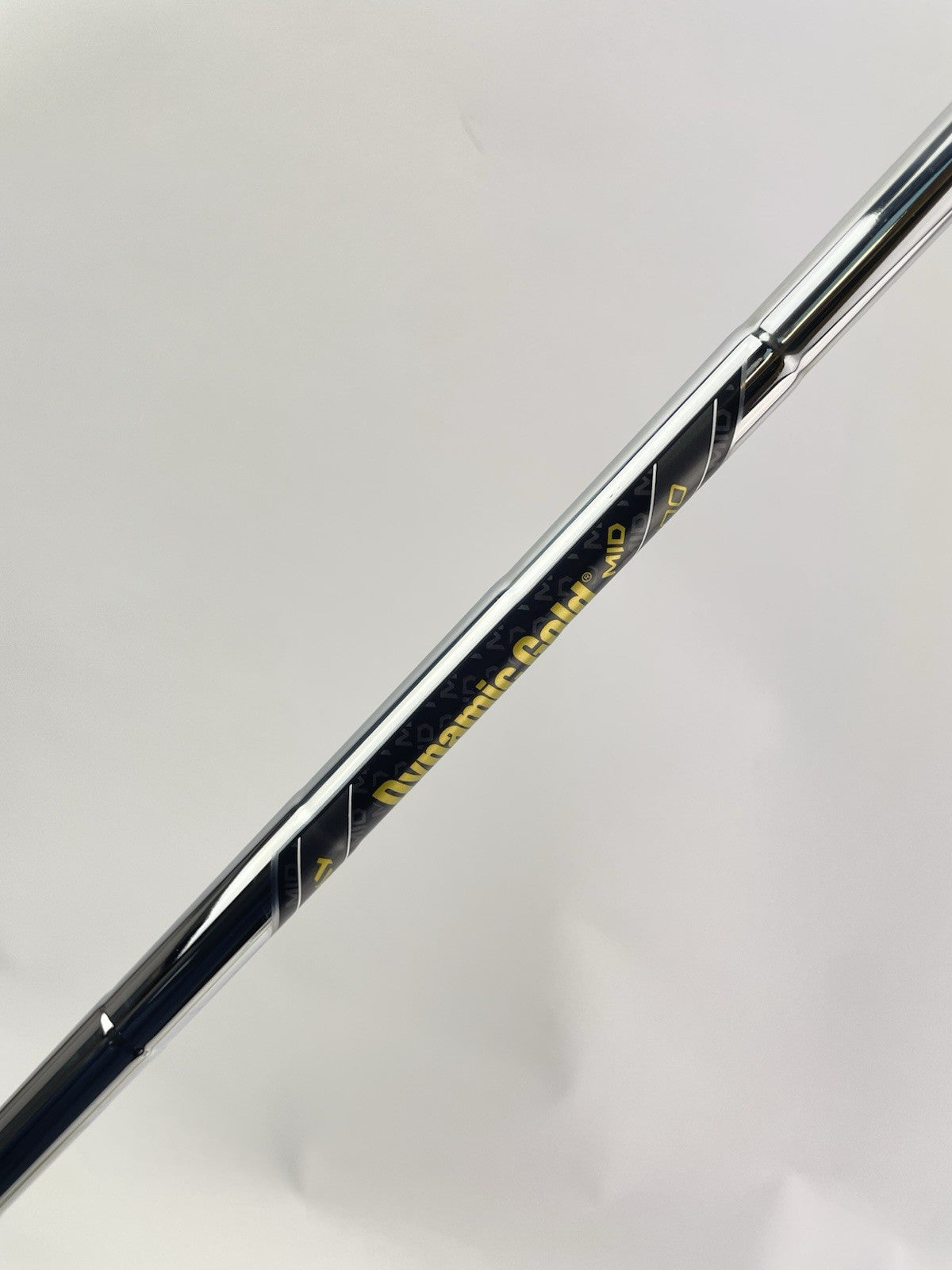 Dynamic Gold Mid 100 Iron Shaft Regular Flex Steel 35.5” /0.370 Parallel /302852
