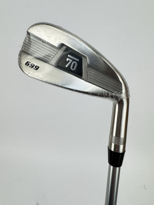 Sub 70 699 V2 4 Iron 20* Aldila Rogue Regular Graphite /Right Handed /339800