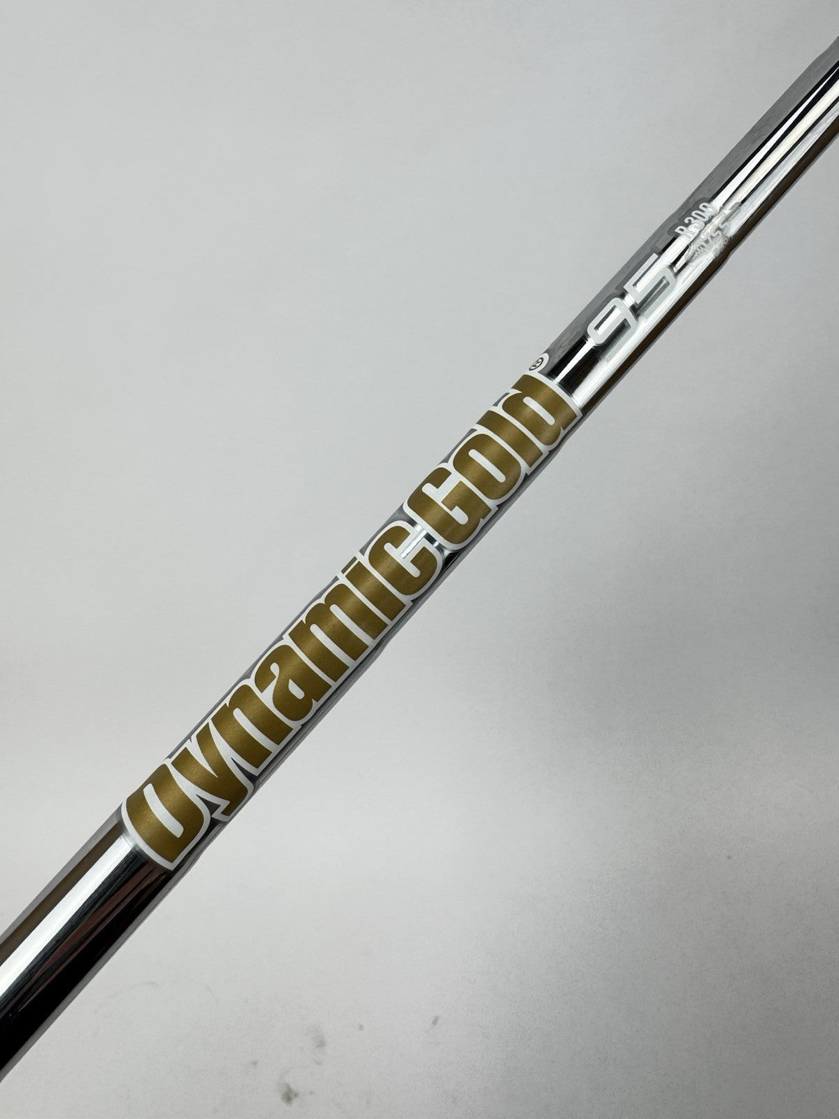 Dynamic Gold 95 Iron Shaft R300 Regular Flex Steel 35.75 /0.355 Tapered /335690