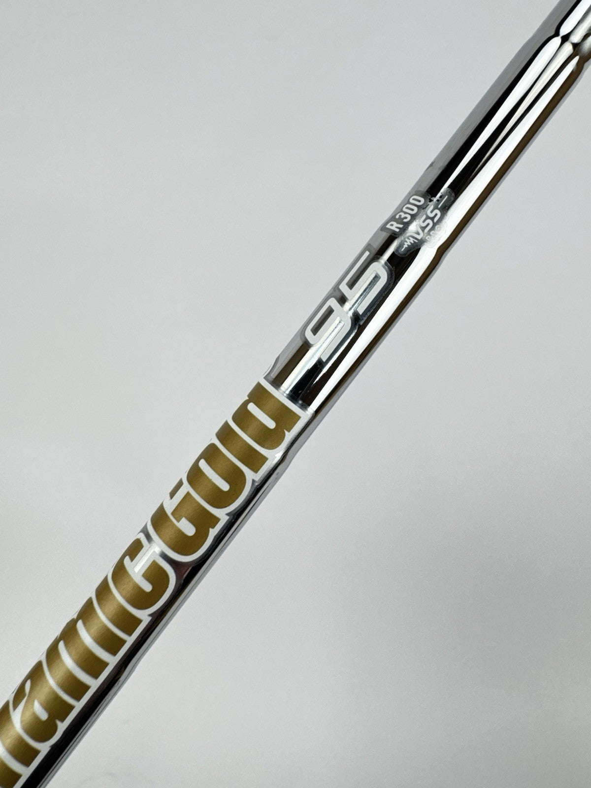 Dynamic Gold 95 Iron Shaft VSS Pro R300 Regular Steel 35.25”/0.355 Tapered/332785