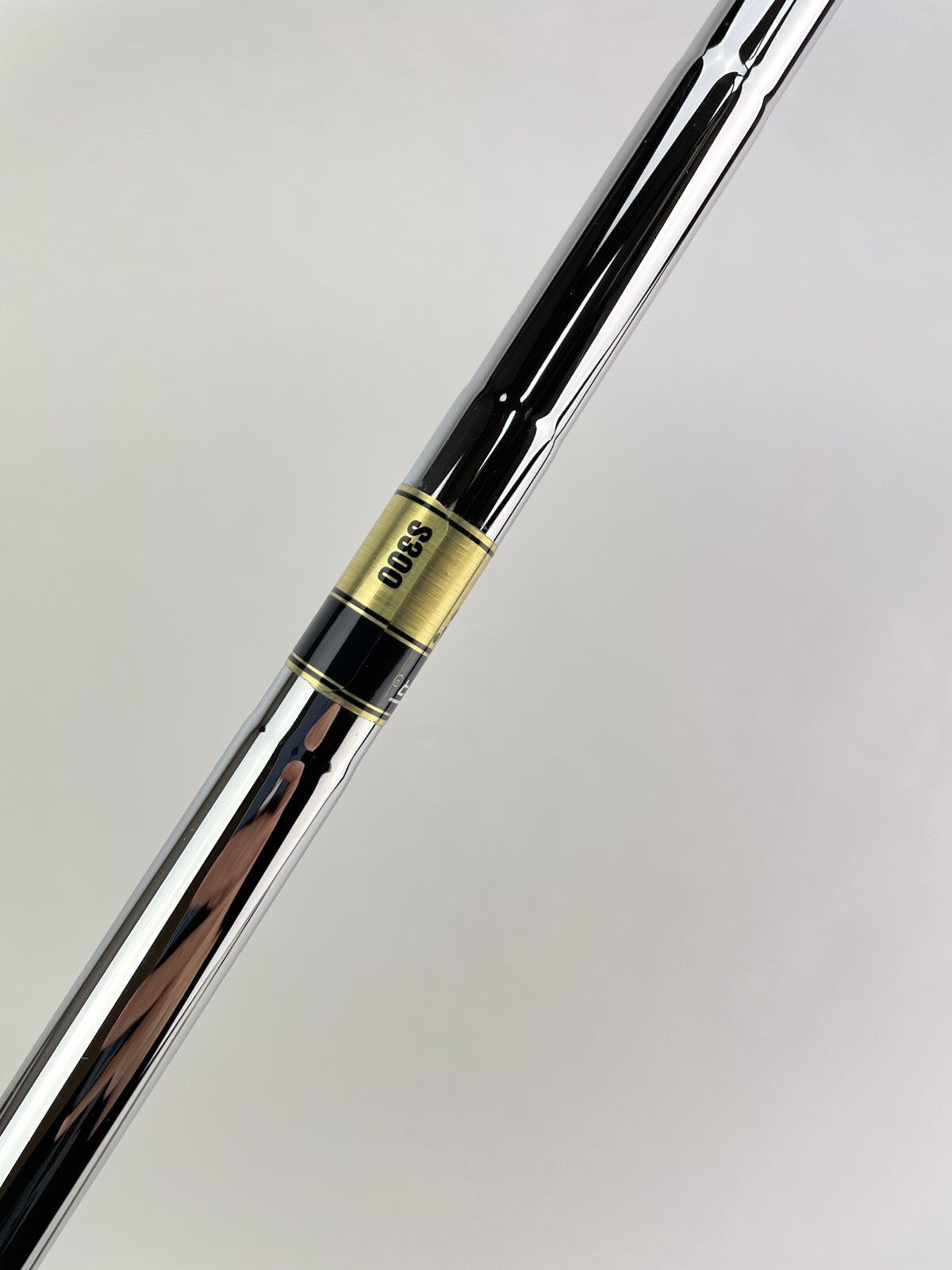 Dynamic Gold S300 Iron Shaft Stiff Flex Steel 35" /0.370 Parallel Tip /175025