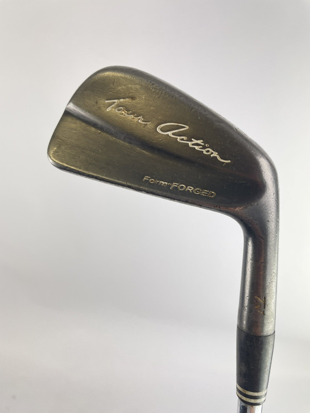 Cleveland Tour Action 4 Iron Form Forged Gun Metal R300 Regular /New Grip/94650