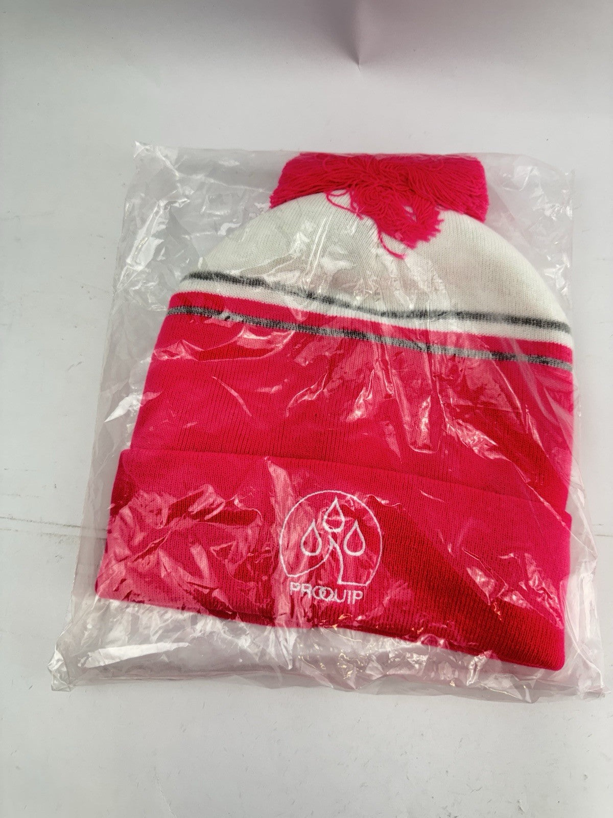 Proquip Golf Beanie Fleece Line Bobble /One Size /Pink /White /New /300581