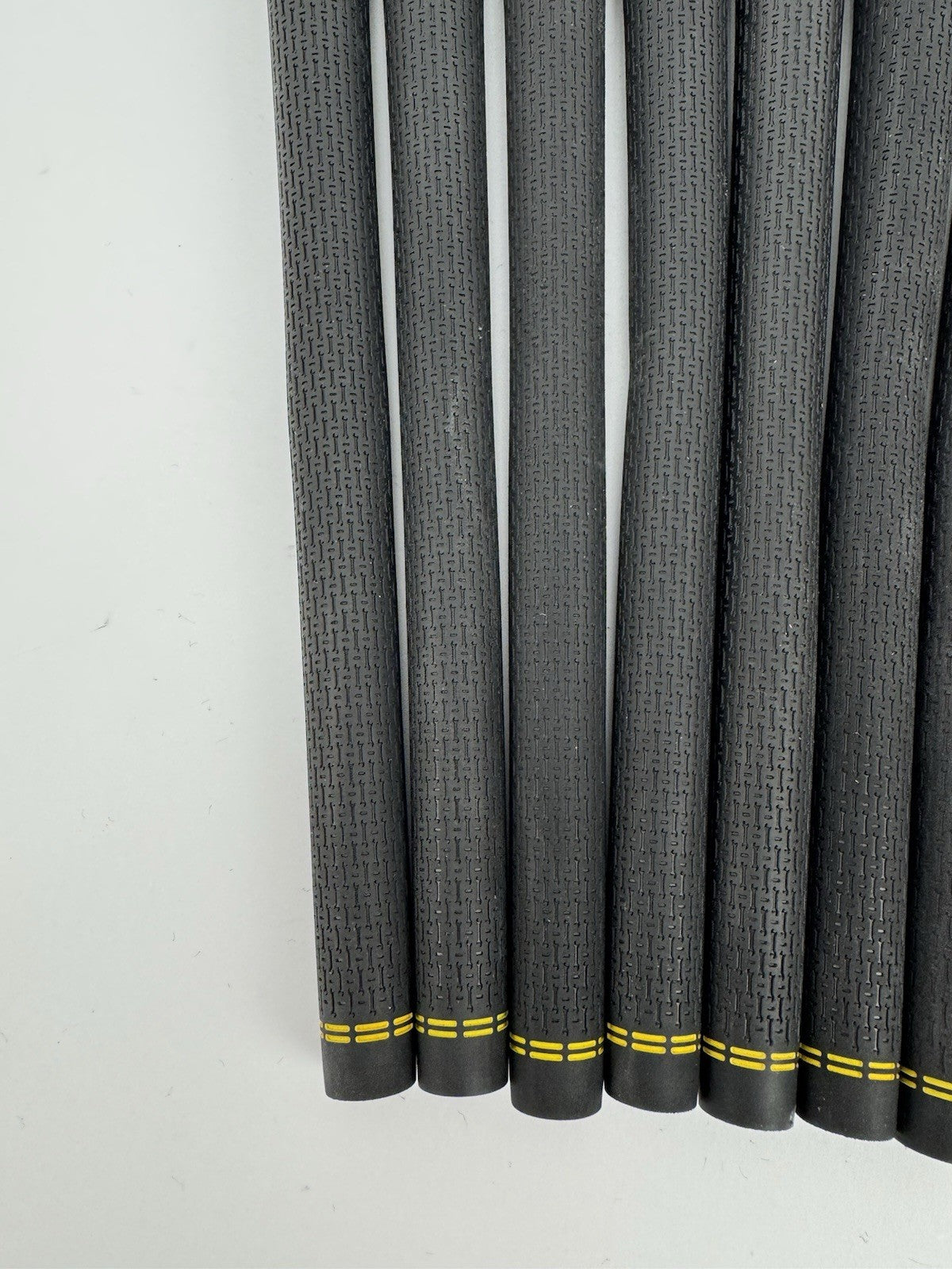 Golf Pride Grips Mizuno (7) Mens Standard /Black/Yellow /Pulled /336721