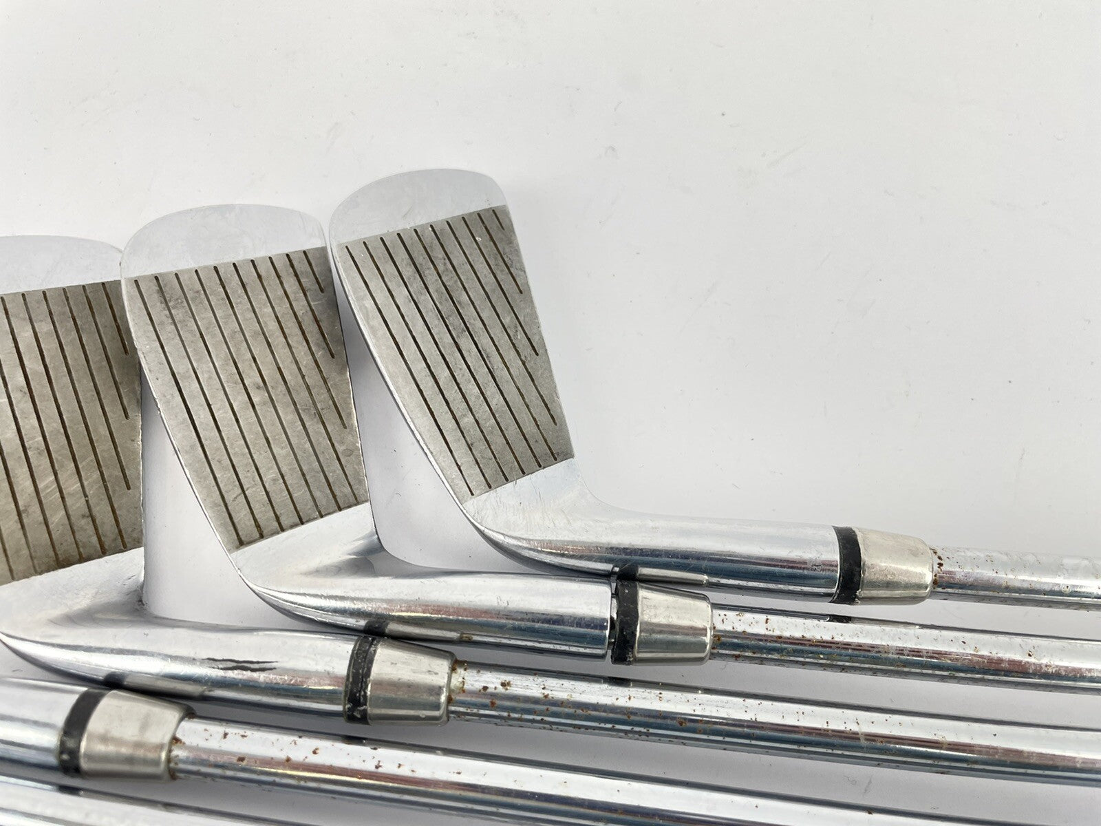 Dunlop Golf Powerflow Irons 3-PW Regular Steel /Right /New Grips /44475
