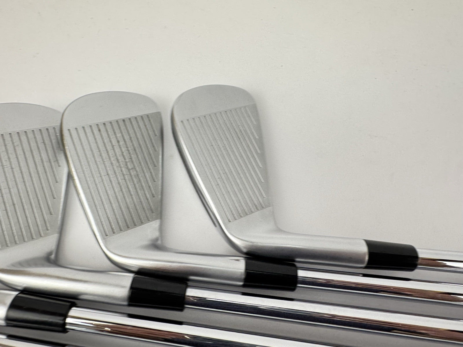 Taylormade P790/P770 Irons 5-PW Combo Modus3 Tour 120 Stiff Steel +1/2” /359259