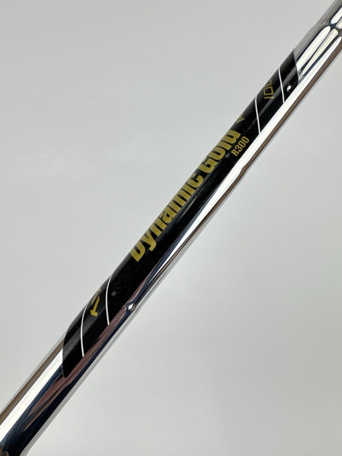 Dynamic Gold Mid 100 Iron Shaft R300 Regular Flex Steel 36.5” /0.355 /320044