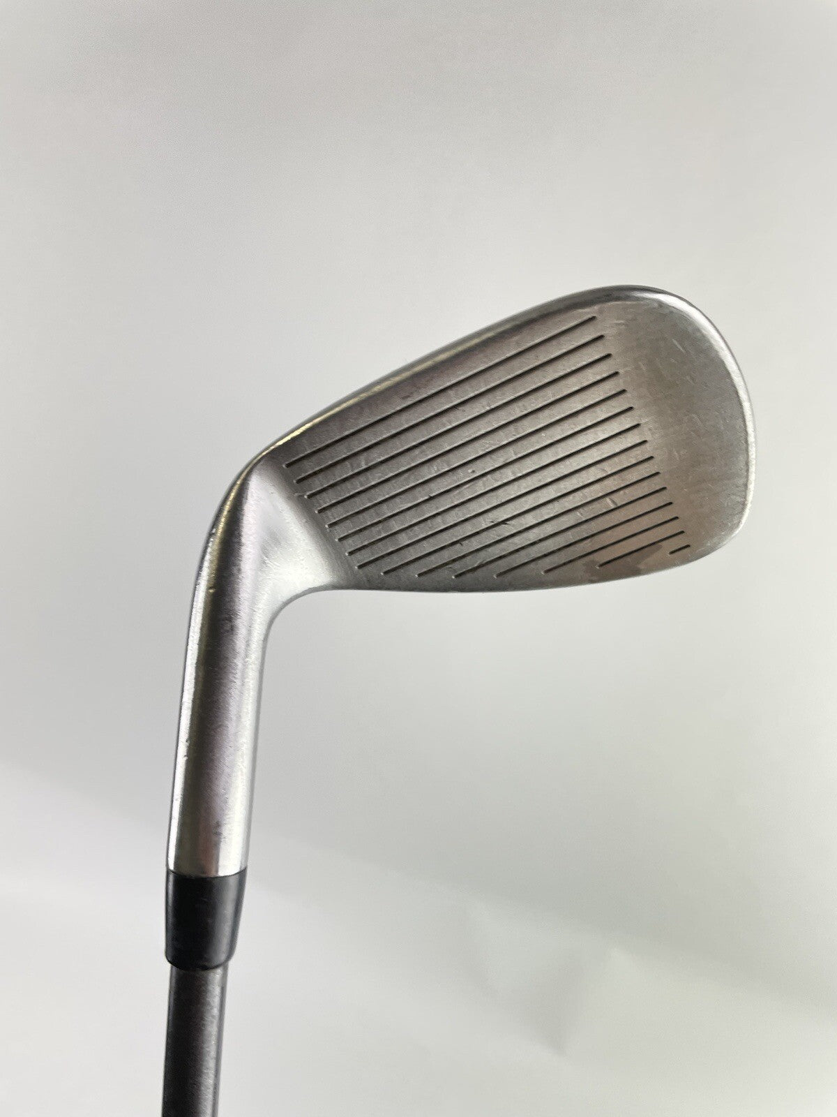 Titleist 981SL 9 Iron Dci Regular Flex Graphite /Right /New Grip /111278