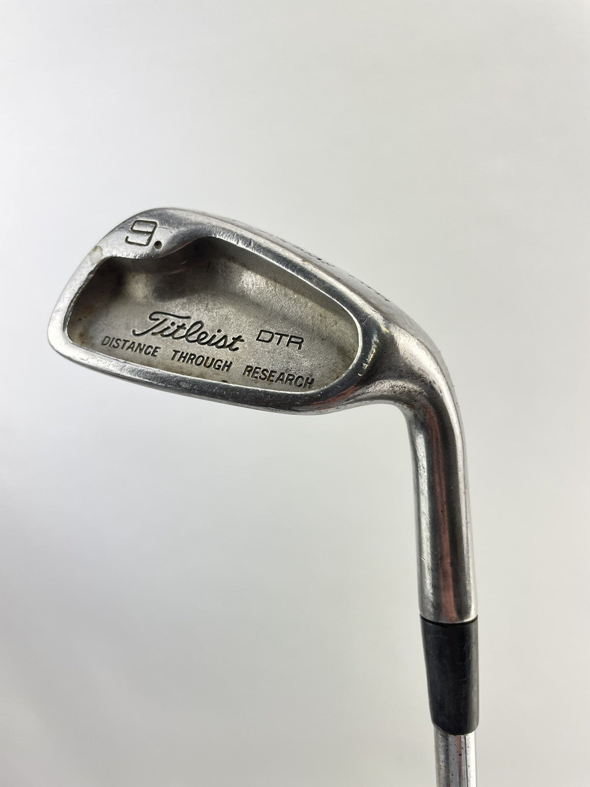Titleist DTR 9 Iron Black Dot /Regular Flex Steel /Right Hand /New Grip /205682