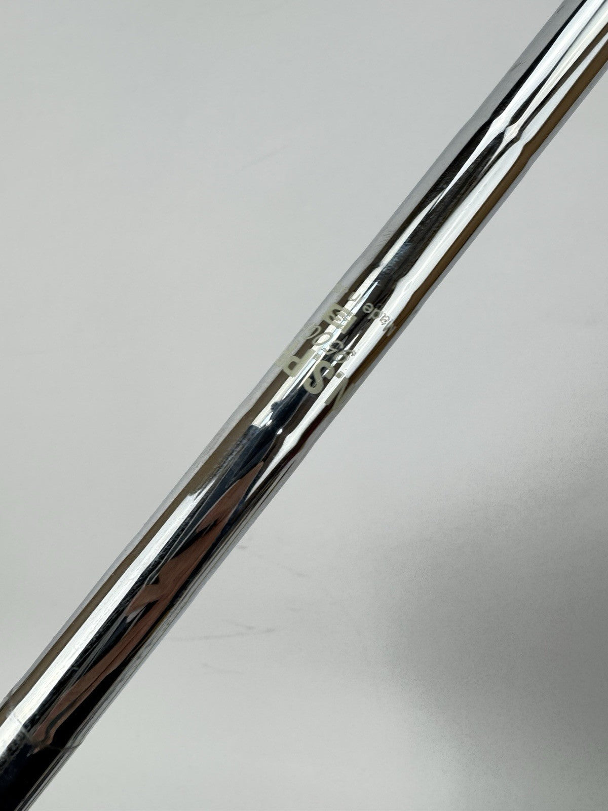 Nippon 950GH Iron Shaft Stiff Flex Steel 35.75” /0.370 Parallel /Lamkin /348551