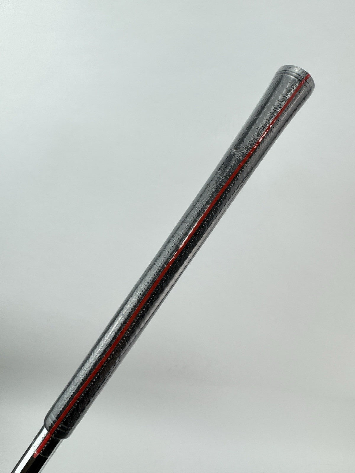 Dynamic Gold DST 98 Iron Shaft Regular Flex Steel 35.75 /0.355 /Lamkin /255578