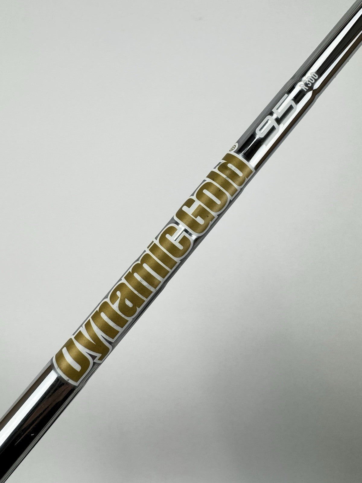 Dynamic Gold 95 Iron Shaft R300 Regular Flex Steel 36.25” /0.355 Tapered /328400