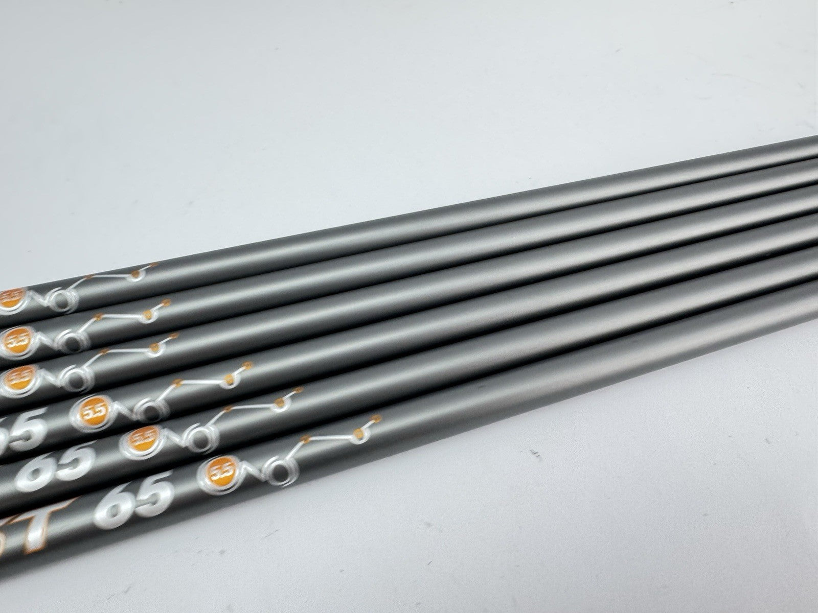 Catalyst 65 Iron Shaft Set (6) 5.5 Regular Flex Graphite /0.370 Parallel /256096