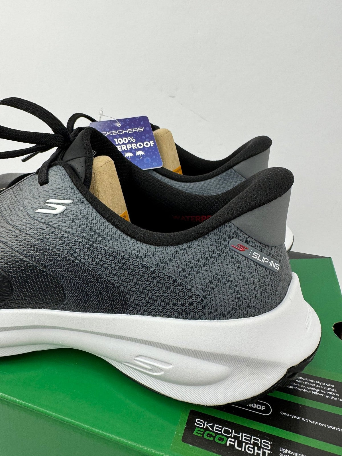 Skechers Flow Slip Ins Golf Shoes Men's UK 9.5 Black Waterproof Comfort/349661