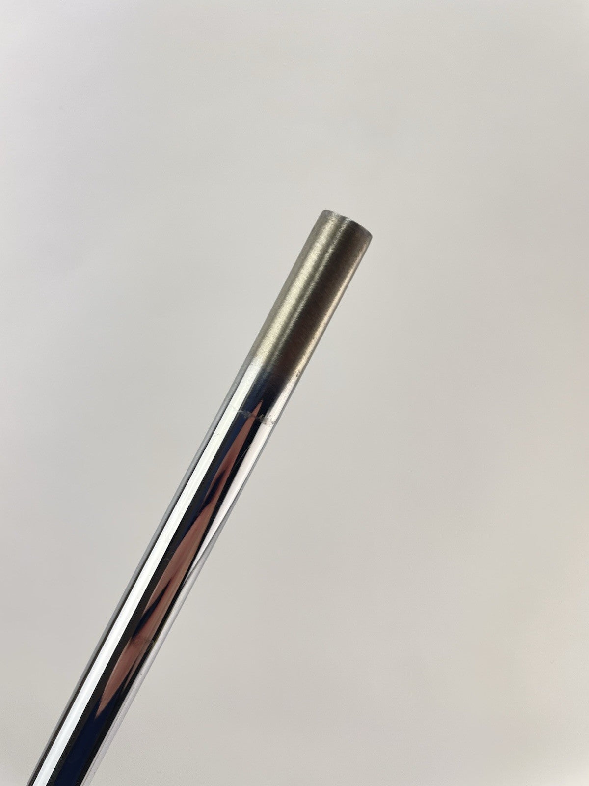 Dynamic Gold Mid 115 Iron Shaft Regular Flex Steel 35 /0.355 Tapered /265698