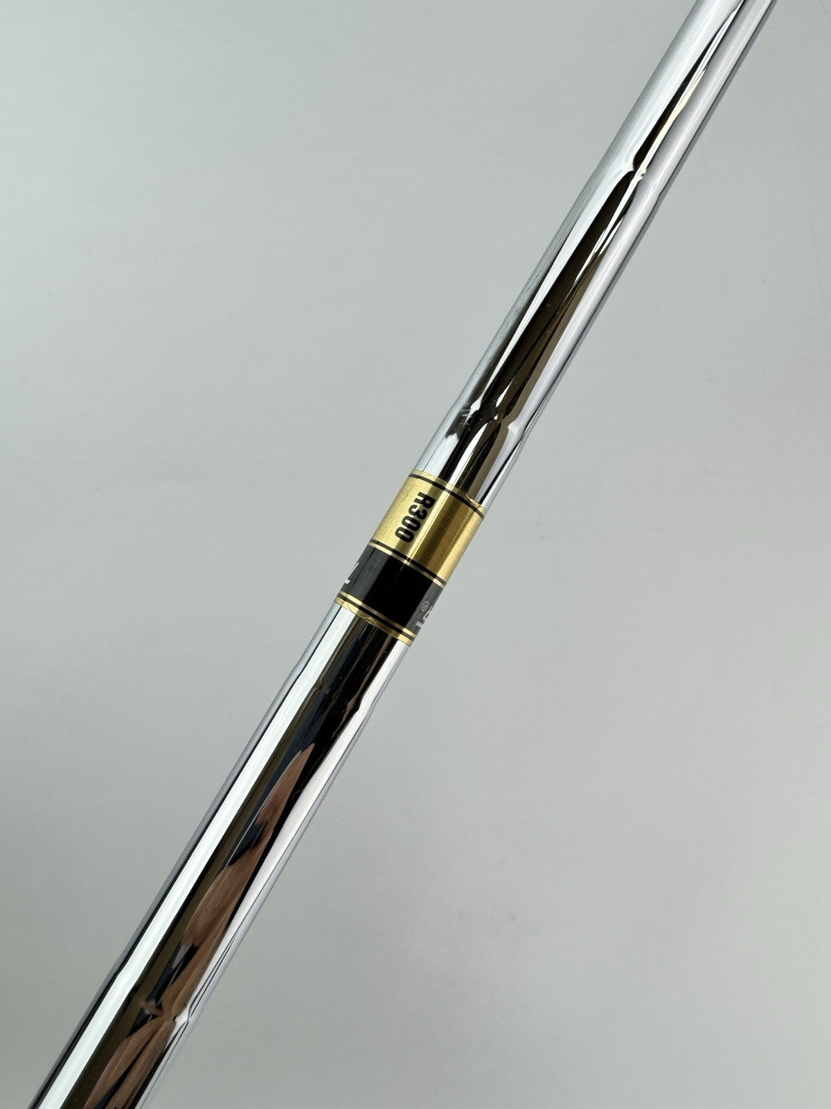 Dynamic Gold R300 Iron Shaft Regular Flex Steel 36.25 /0.355 Tapered /270265