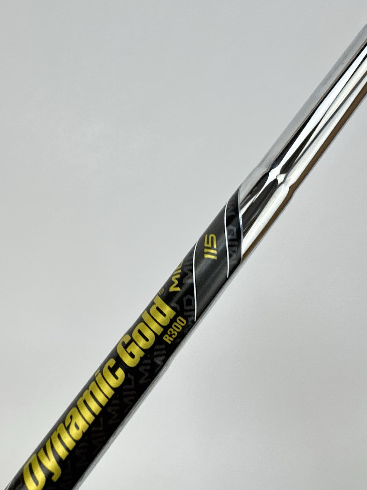 Dynamic Gold 115 Iron Shaft Mid R300 Regular Steel / 35” /0.355 Tapered /337917