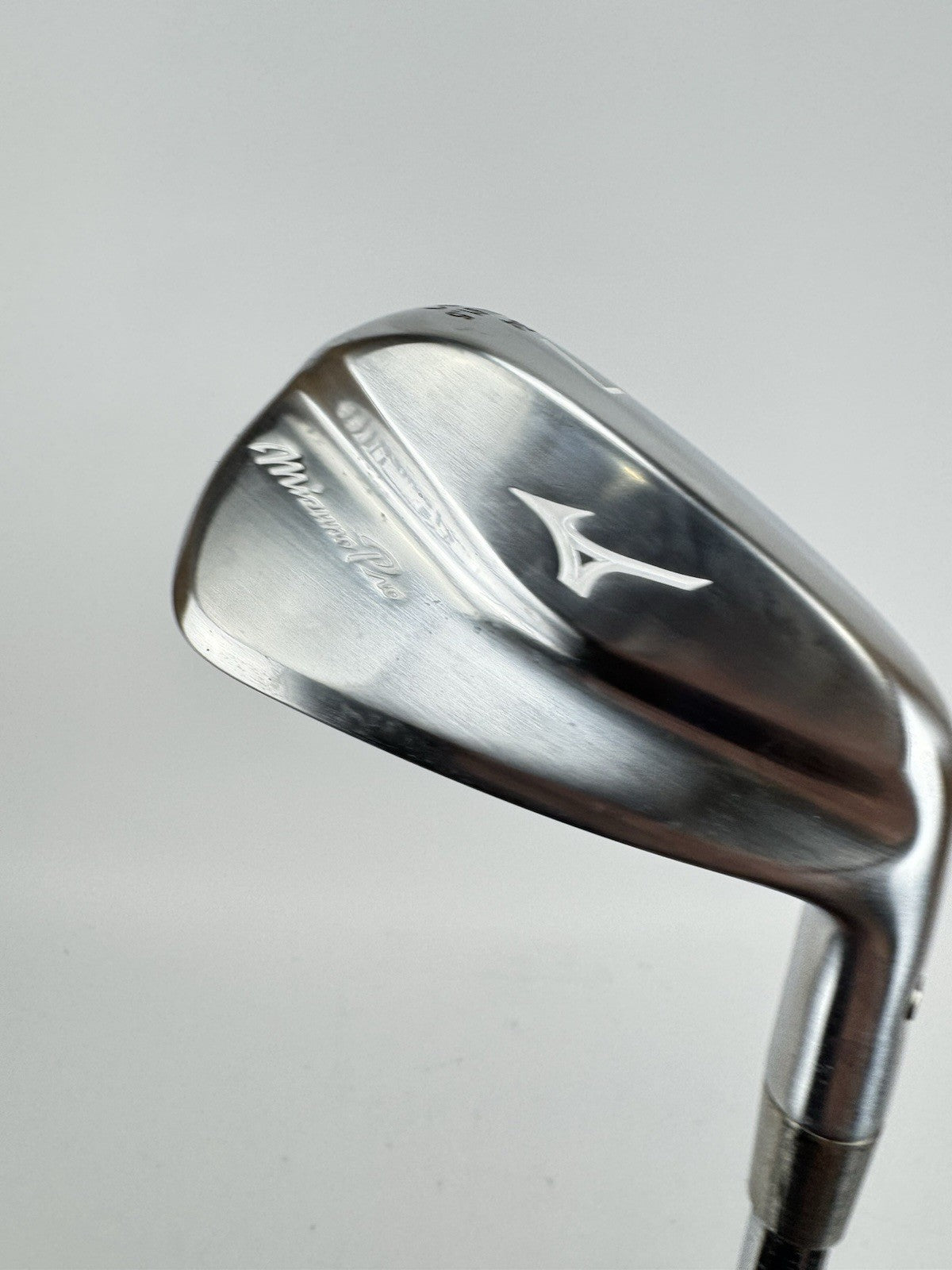 Mizuno Pro 241 7 Iron KBS Tour Stiff Flex Steel +1/2” /Right Handed /Demo /314532