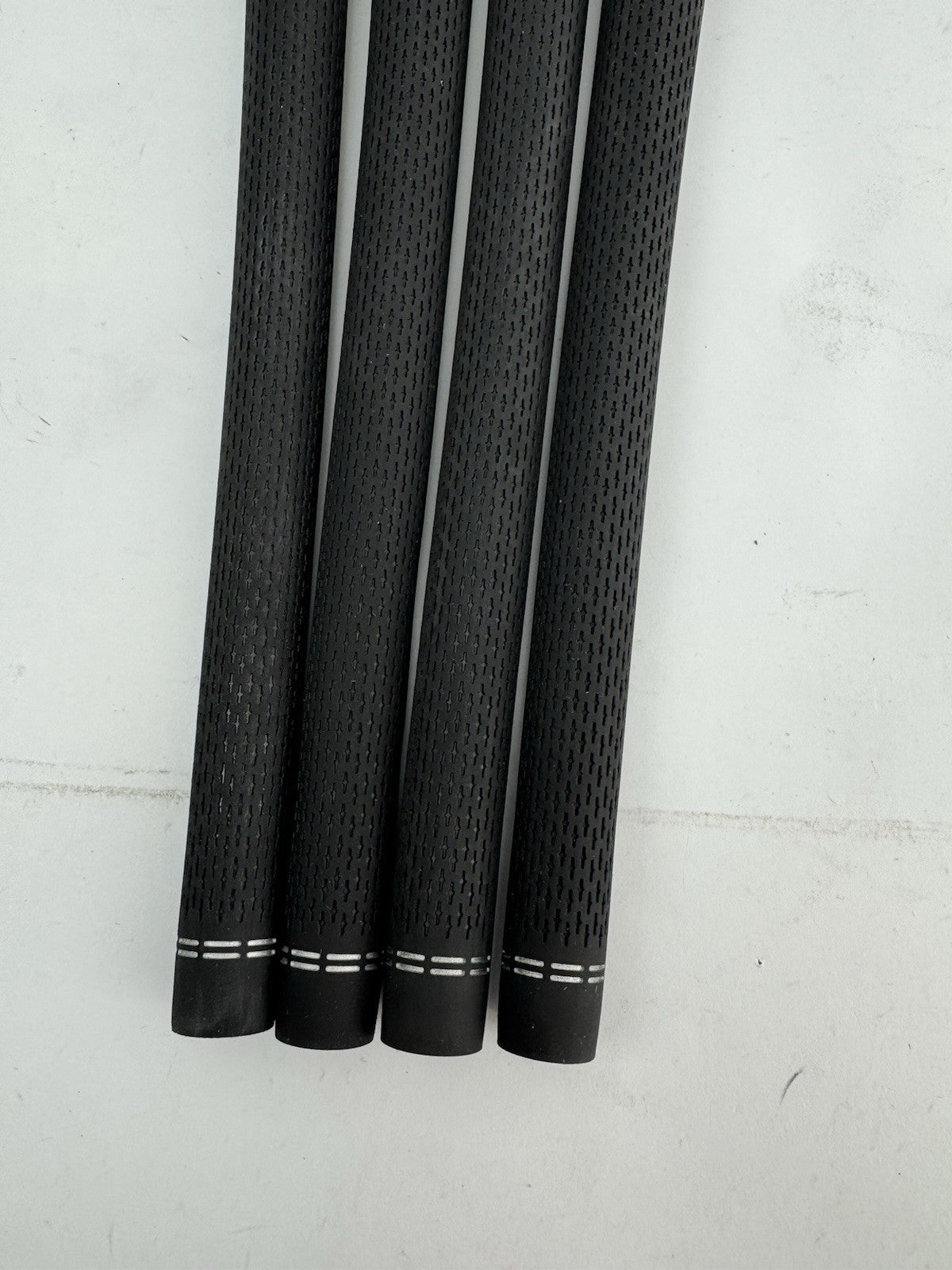 Golf Pride Taylormade Golf Grips (4) Tour Velvet 360 Standard /Black/Blue /303971