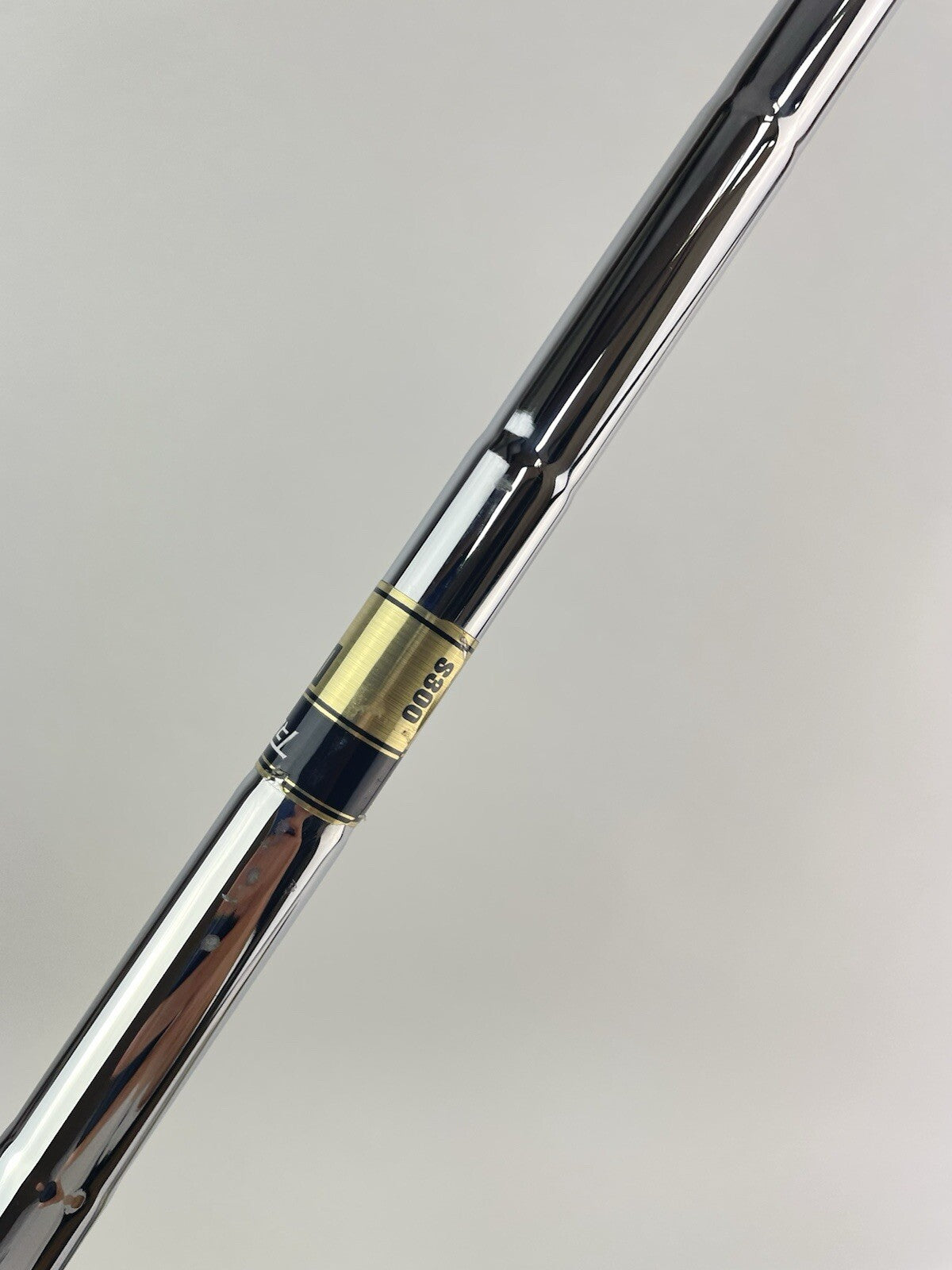 Dynamic Gold S300 Iron Shaft Stiff Flex Steel 35" /0.370 Parallel /188194