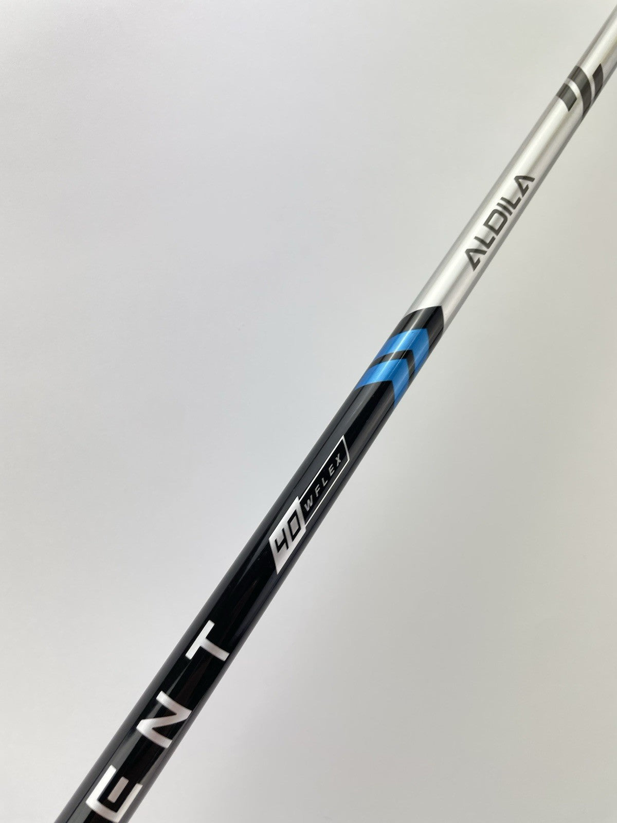 Aldila Ascent 40 Iron Shaft Womens Flex Graphite 34.5” / 0.370 Parallel / 299745