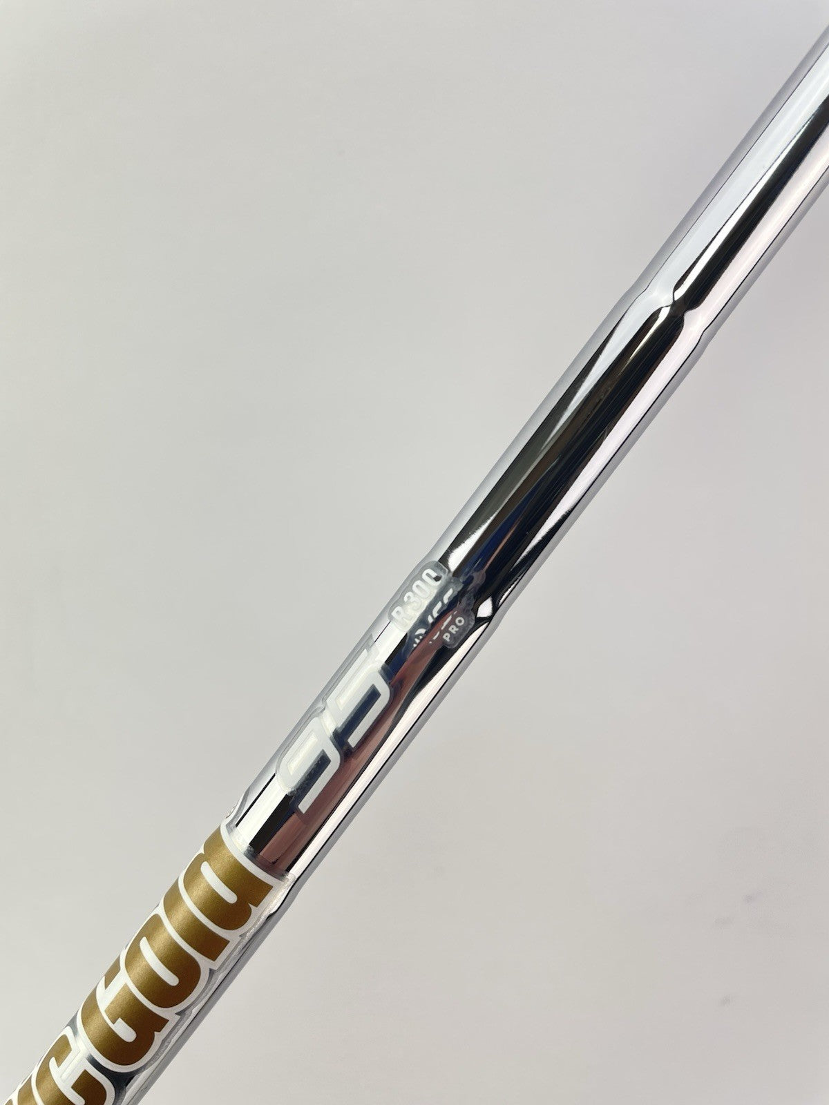 Dynamic Gold 95 Iron Shaft Vss Pro Regular Flex Steel 36 /0.355 Tapered /239206