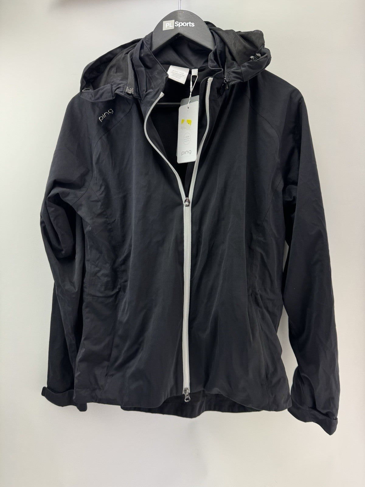 Ping Golf Women’s Mette Jacket Black UK 8/ Water Resistant/ 300470