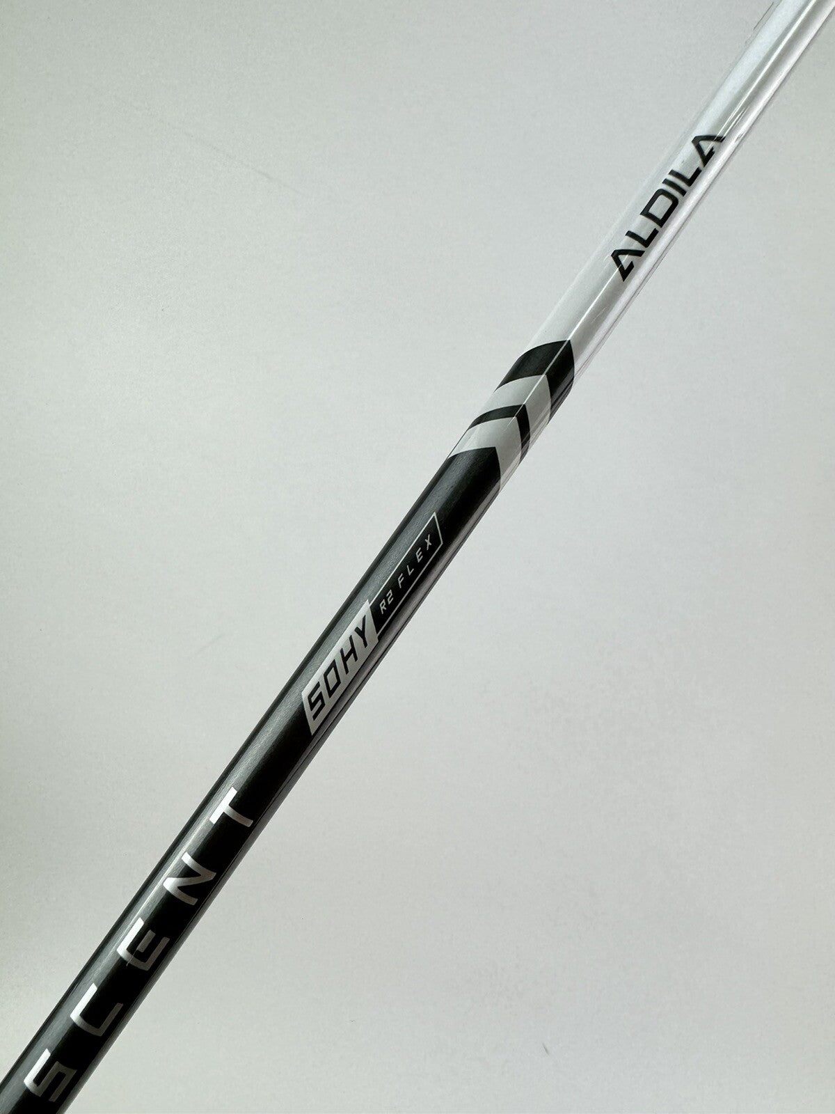 Titliest Hybrid Shaft Ladies R2 Aldila Ascent 40 Graphite 37” /191682