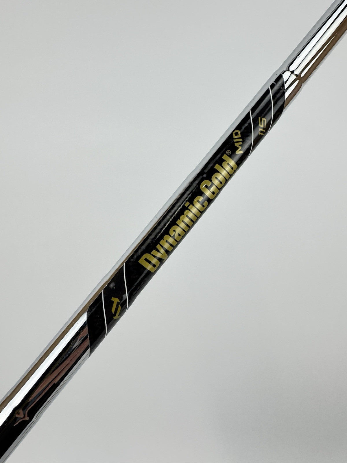 Dynamic Gold 115 Iron Shaft Mid R300 Regular Steel /Pured/ 36.5” /0.355/312381