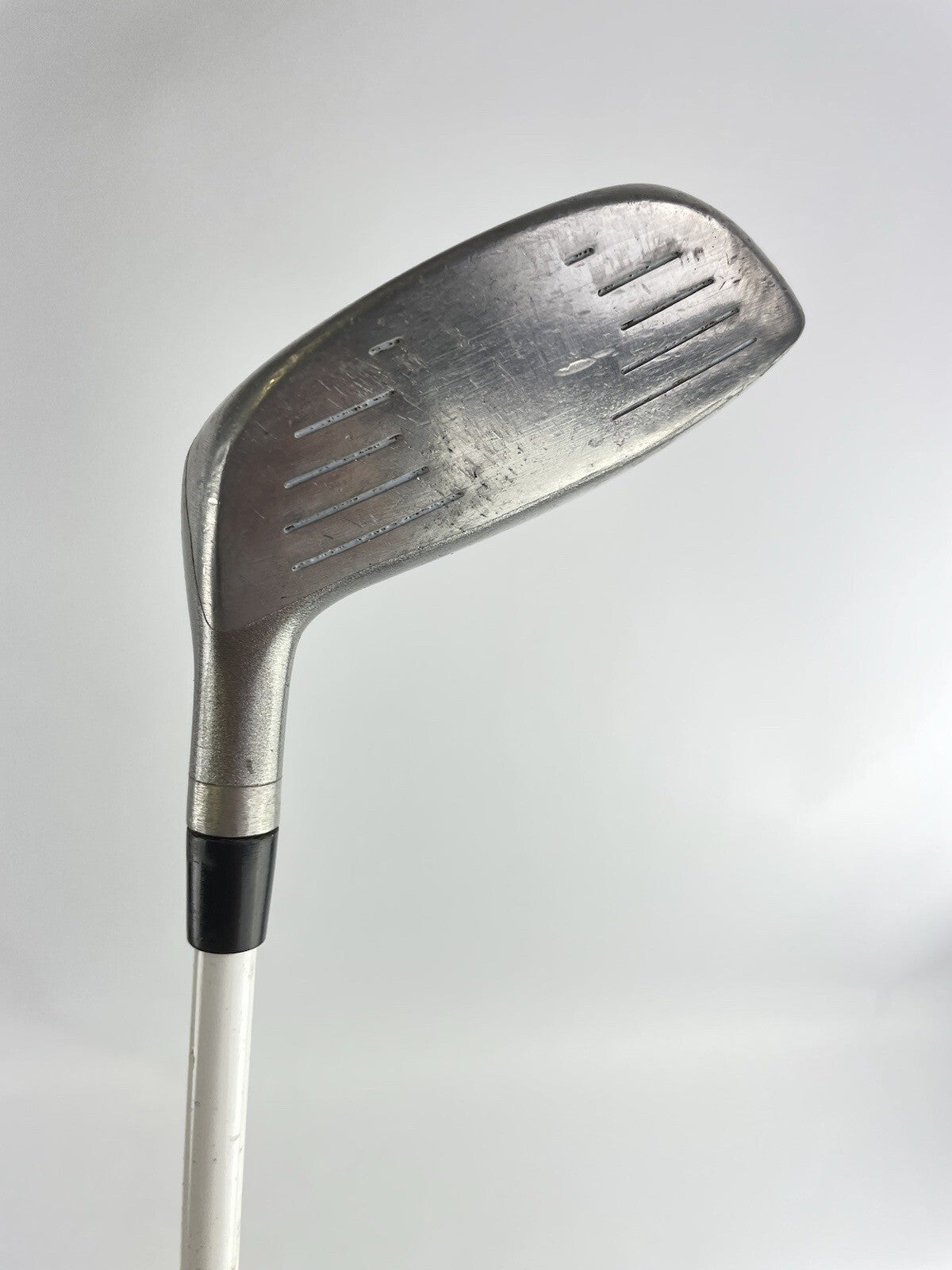 Wilson Ladies 5 Wood Velocity Tour Ladies Graphite /Right /New Grip /91398