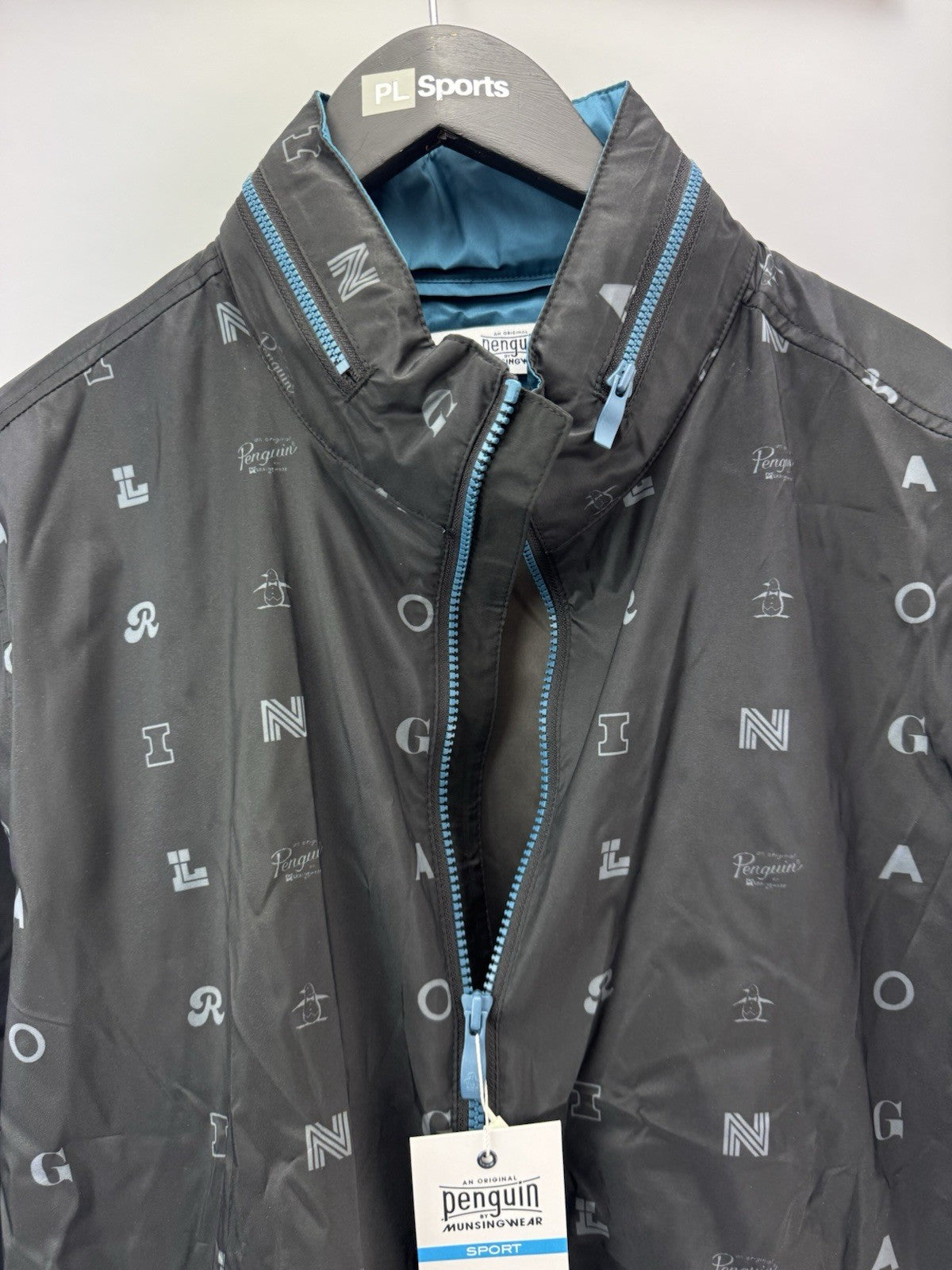 Penguin Original Golf Wind Jacket Logo Print Hood Lightweight UK Large /286533
