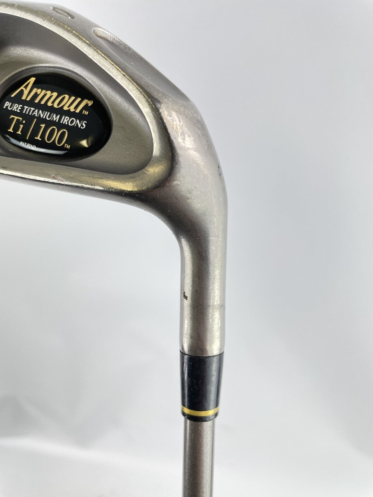 Tommy Armour 2 Iron Ti100 Aldila Stiff Graphite /Right Handed /New Grip /86304