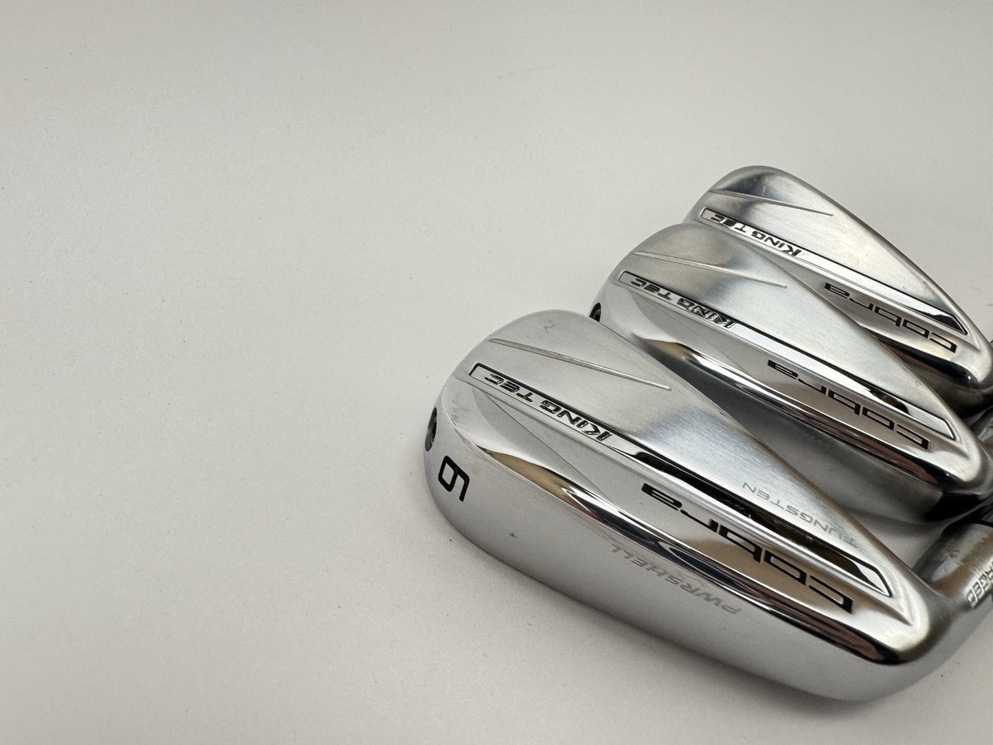 Cobra King Tec Irons 6,8+PW Left Handed Elevate MPH 95 Stiff Steel /350204