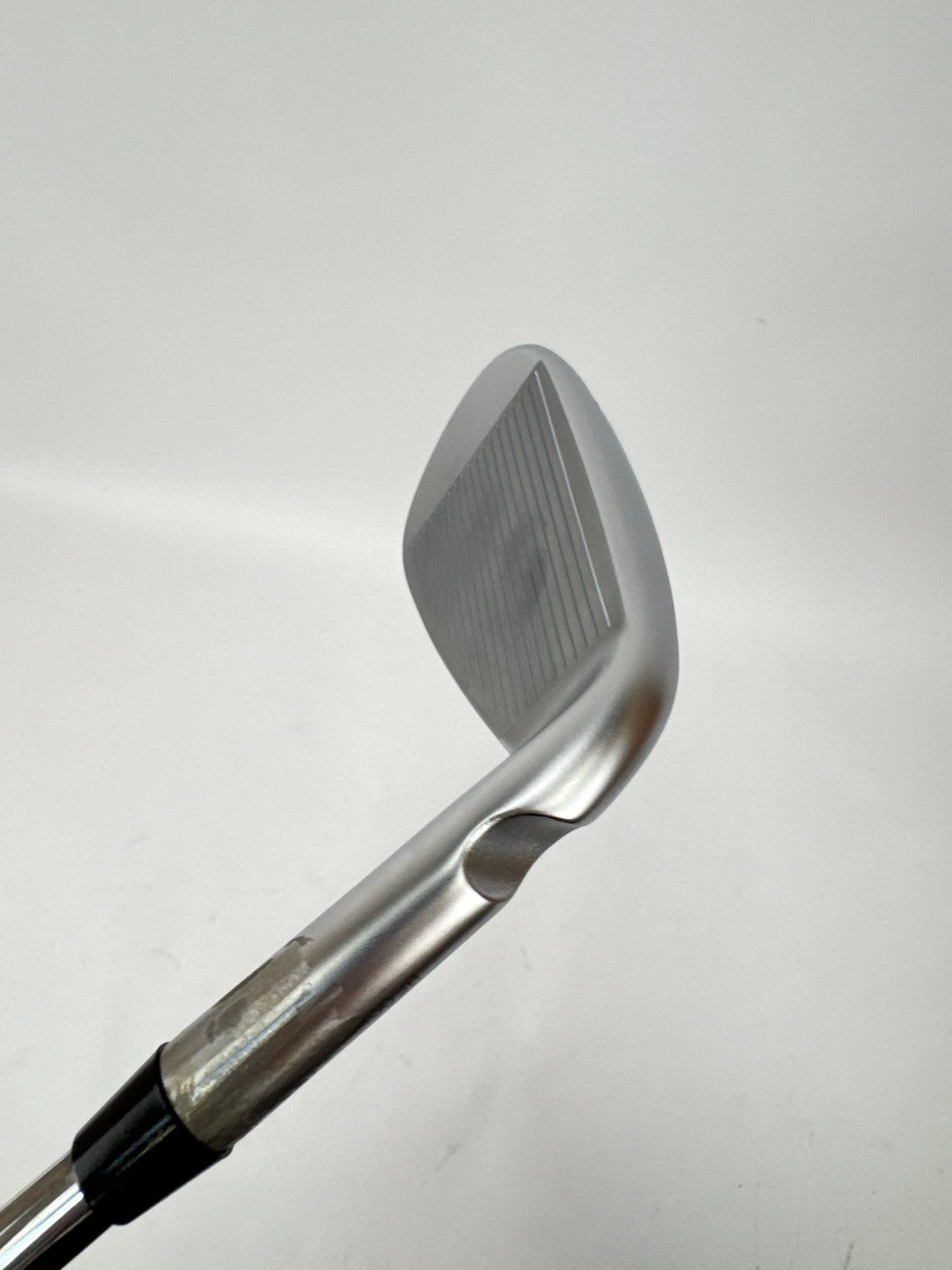 Ping i530 Pitching Wedge Steel Elevate Mph 95 Regular Flex Left Handed/362679