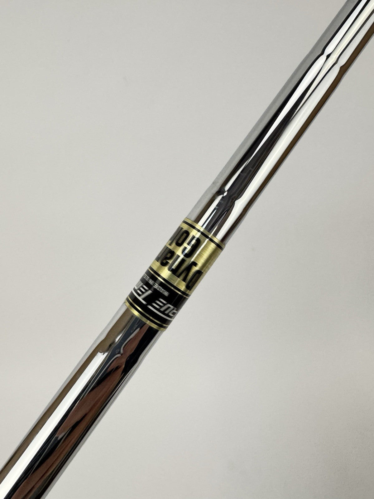 Dynamic Gold R300 Iron Shaft Regular Flex Steel 36”/0.355 Tapered /355882
