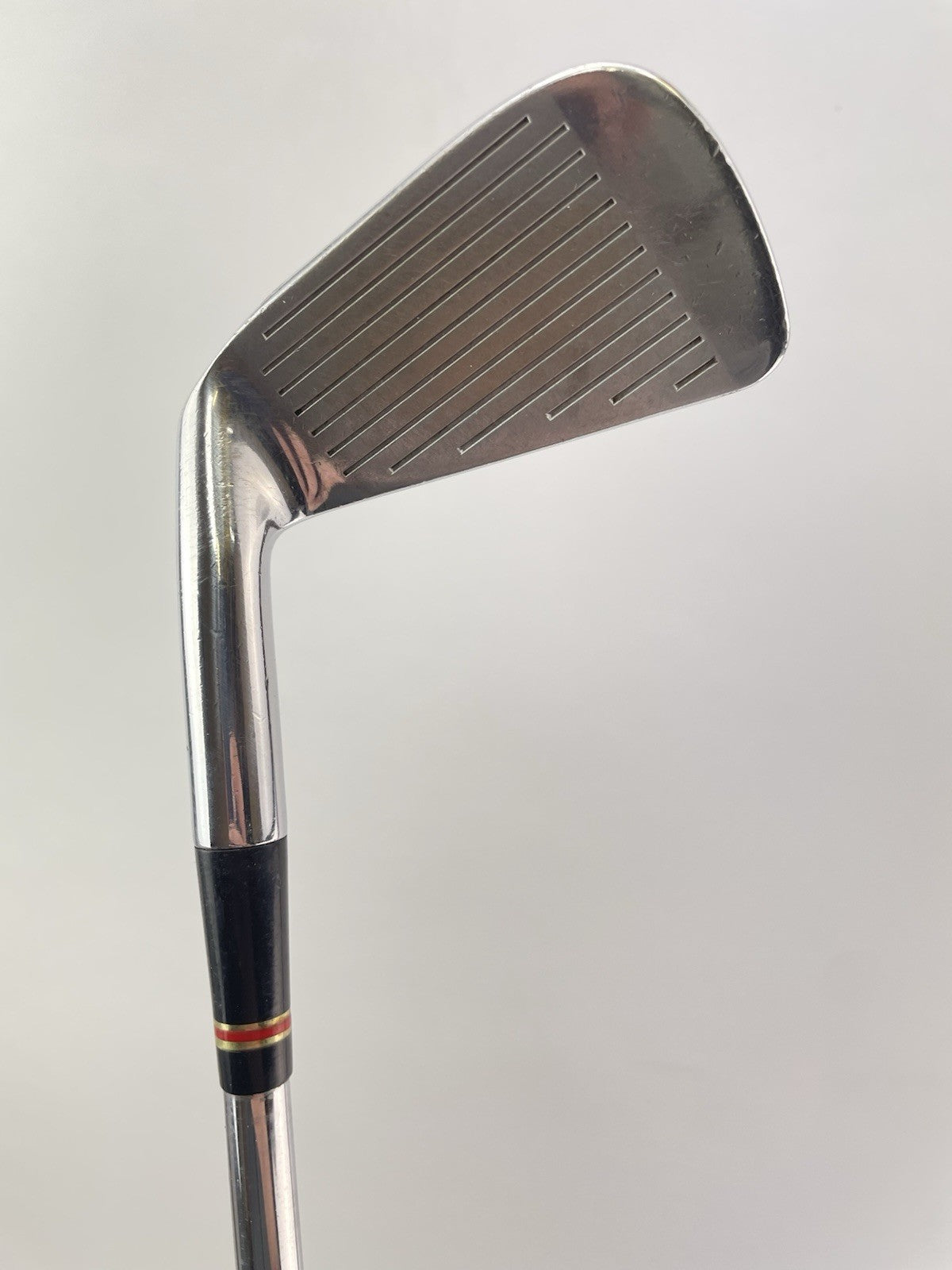 Wilson Staff 5 Iron Fluid Feel R500 Regular Flex Steel /Right /New Grip /259939