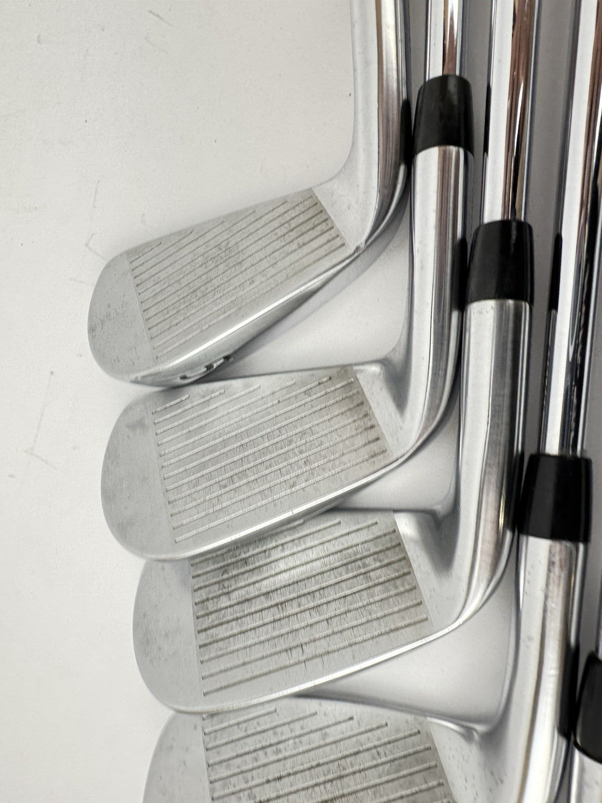 Titleist CB 718 Irons 5-PW Dynamic Gold X100 Steel +1” /Right Handed /345849