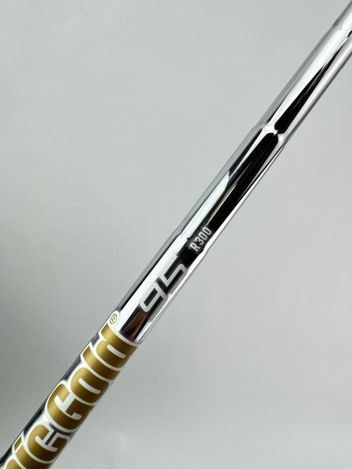 Dynamic Gold 95 Iron Shaft Regular Flex Steel 35.25 /0.355 Tapered /306945