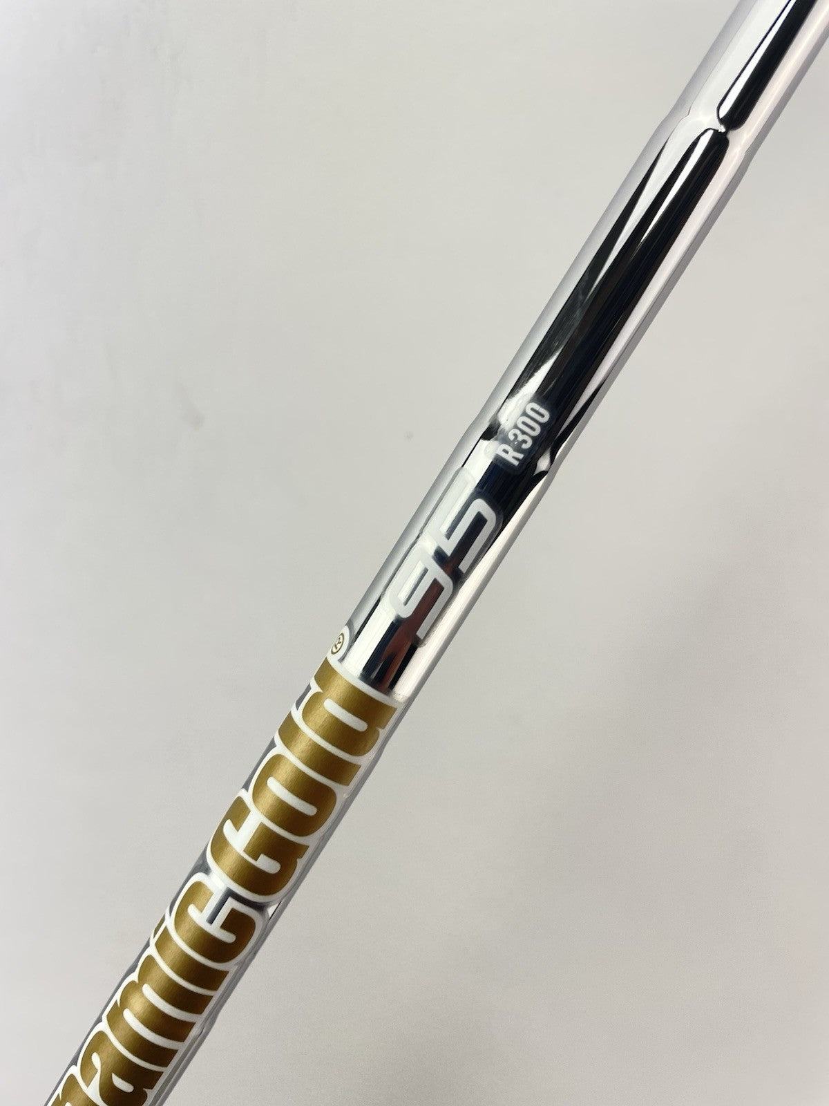 Dynamic Gold 95 Iron Shaft R300 Regular Flex Steel 36.25 /0.355 Tapered /292356