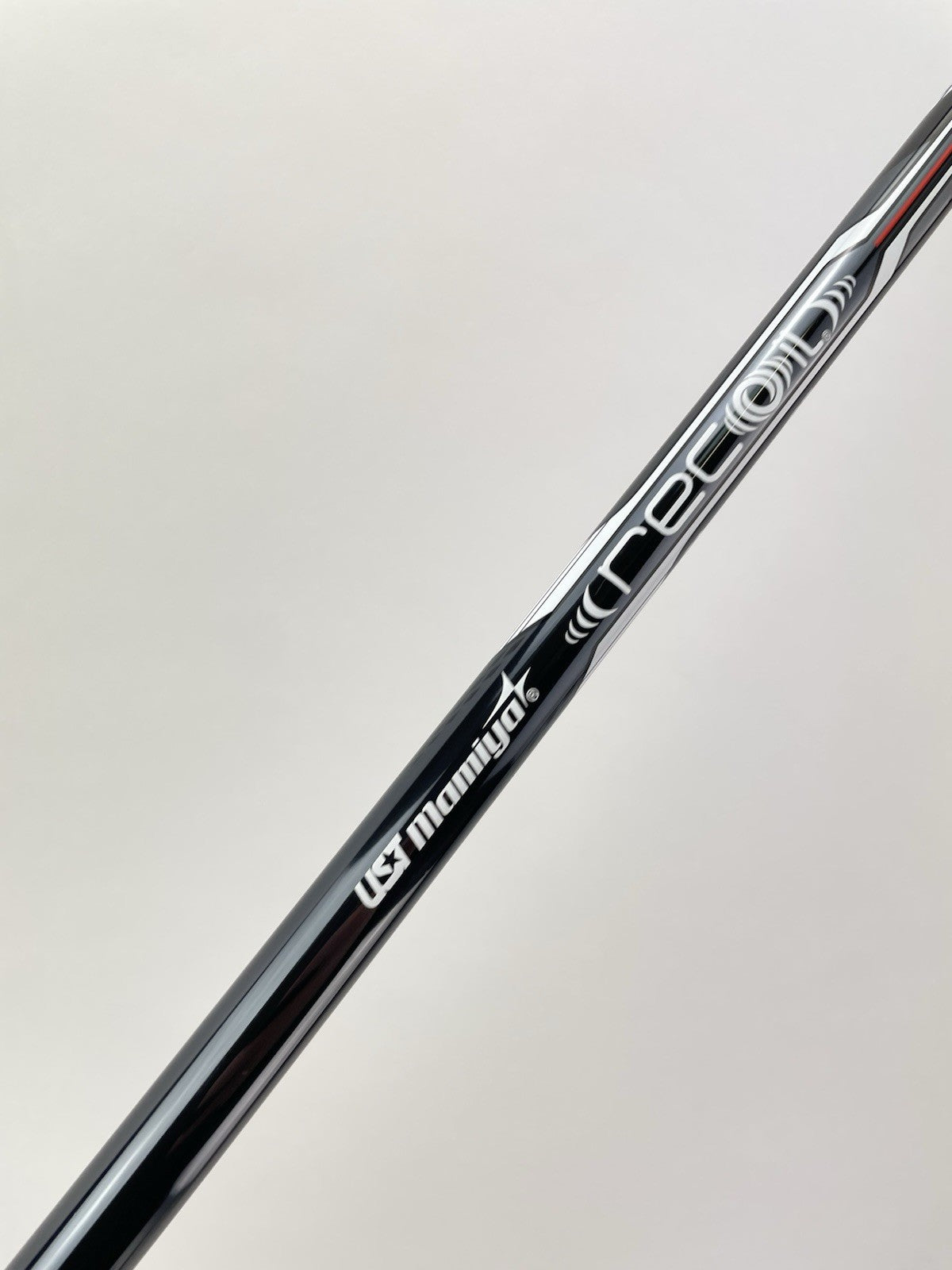 UST Recoil Dart Iron Shaft 65 F2 Senior Flex Graphite 35.25”/0.355 Tapered/294602