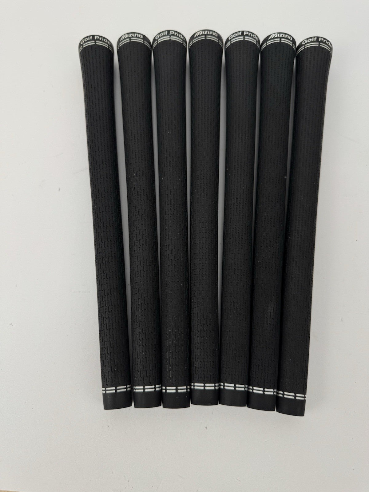 Golf Pride Mizuno Golf Grips (7) Tour Velvet Standard /Black/White/Pulled /354511